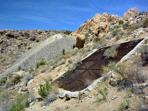 Sealed shaft